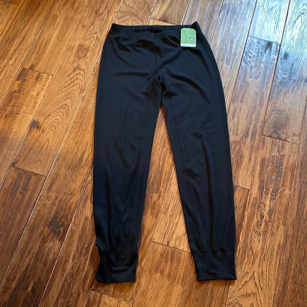 NWT REI black first layer